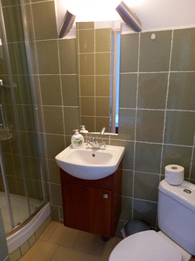 Hotel Koruna Penzion Teplice nad Metuji Ngoại thất bức ảnh